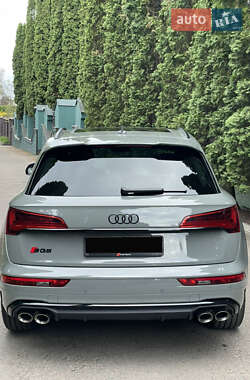 Внедорожник / Кроссовер Audi SQ5 2022 в 