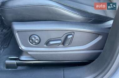 Внедорожник / Кроссовер Audi SQ5 2022 в 