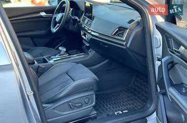 Внедорожник / Кроссовер Audi SQ5 2022 в 