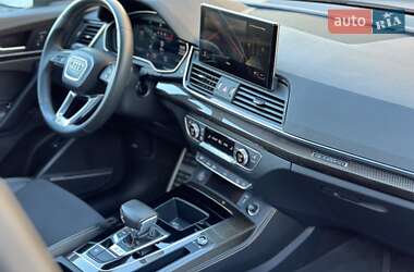 Внедорожник / Кроссовер Audi SQ5 2022 в 