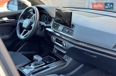 Внедорожник / Кроссовер Audi SQ5 2022 в 