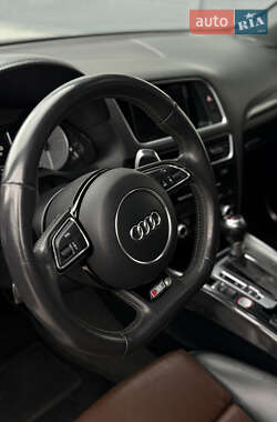 Внедорожник / Кроссовер Audi SQ5 2014 в 