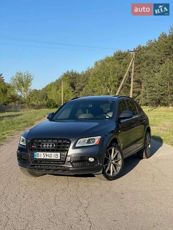 Внедорожник / Кроссовер Audi SQ5 2016 в Кременчуге