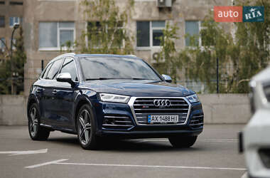 Внедорожник / Кроссовер Audi SQ5 2018 в 