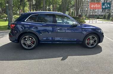Внедорожник / Кроссовер Audi SQ5 2018 в 