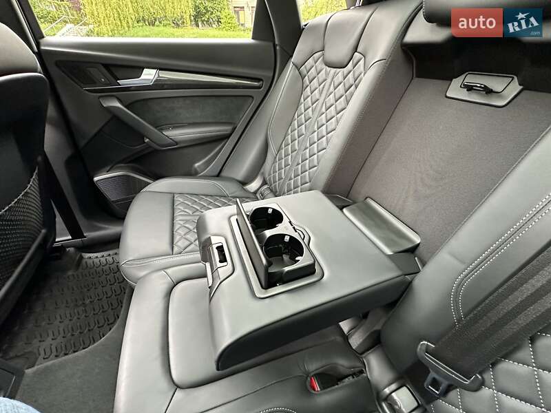 Внедорожник / Кроссовер Audi SQ5 2018 в Харькове