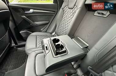 Внедорожник / Кроссовер Audi SQ5 2018 в 