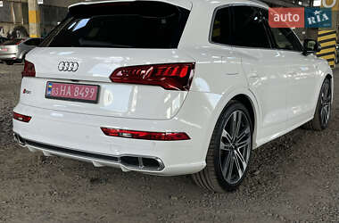 Позашляховик / Кросовер Audi SQ5 2018 в 