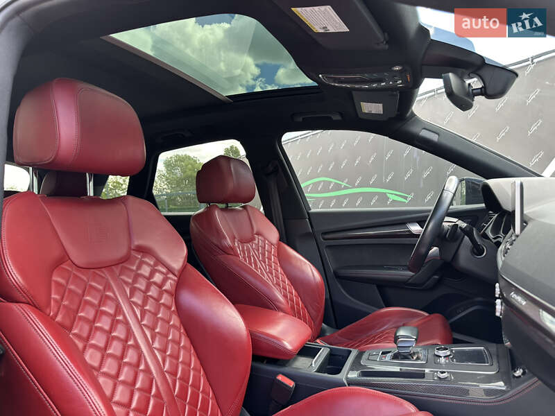 Внедорожник / Кроссовер Audi SQ5 2018 в Киеве