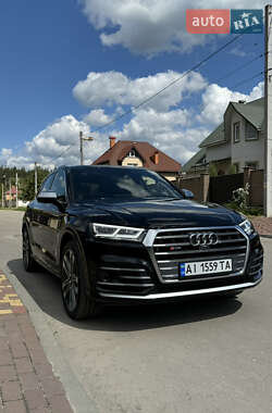 Позашляховик / Кросовер Audi SQ5 2018 в 