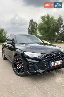 Позашляховик / Кросовер Audi SQ5 2023 в 