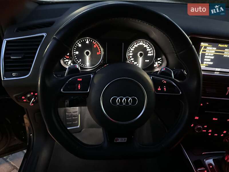 Внедорожник / Кроссовер Audi SQ5 2014 в Белой Церкви