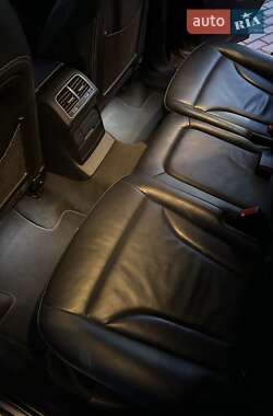 Внедорожник / Кроссовер Audi SQ5 2014 в 