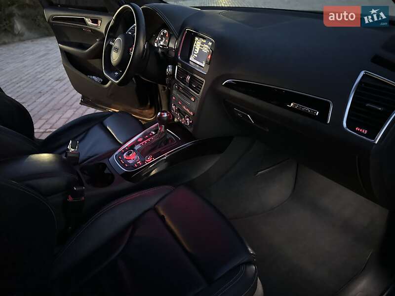 Внедорожник / Кроссовер Audi SQ5 2014 в Белой Церкви