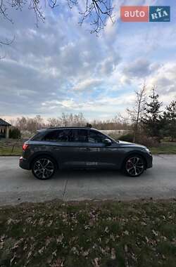 Внедорожник / Кроссовер Audi SQ5 2020 в 