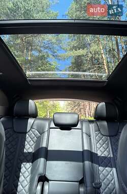 Внедорожник / Кроссовер Audi SQ5 2017 в 
