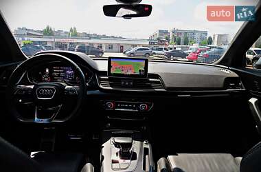 Позашляховик / Кросовер Audi SQ5 2018 в 