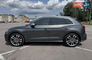 Внедорожник / Кроссовер Audi SQ5 2018 в 
