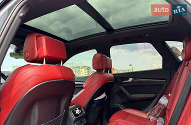 Внедорожник / Кроссовер Audi SQ5 2018 в 