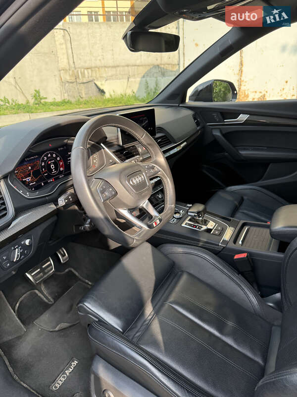 Внедорожник / Кроссовер Audi SQ5 2018 в Киеве