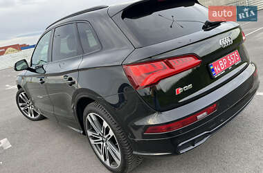 Внедорожник / Кроссовер Audi SQ5 2020 в 