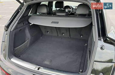 Внедорожник / Кроссовер Audi SQ5 2020 в 
