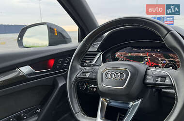 Внедорожник / Кроссовер Audi SQ5 2020 в 
