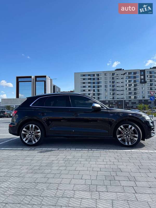 Позашляховик / Кросовер Audi SQ5 2017 в Львові