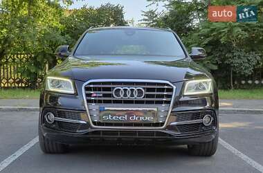 Внедорожник / Кроссовер Audi SQ5 2015 в 