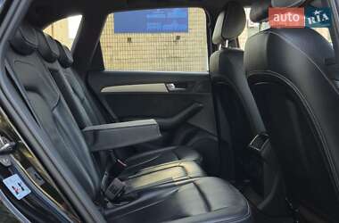 Внедорожник / Кроссовер Audi SQ5 2015 в 