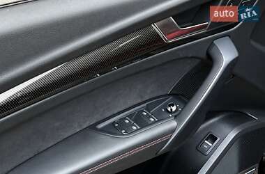 Внедорожник / Кроссовер Audi SQ5 2020 в 