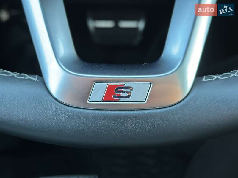Позашляховик / Кросовер Audi SQ5 2022 в Львові