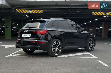 Внедорожник / Кроссовер Audi SQ5 2020 в 