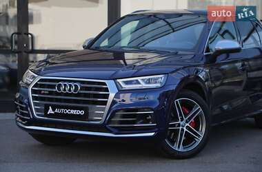 Внедорожник / Кроссовер Audi SQ5 2018 в 