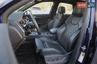 Внедорожник / Кроссовер Audi SQ5 2018 в 