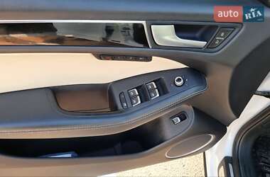 Внедорожник / Кроссовер Audi SQ5 2014 в 