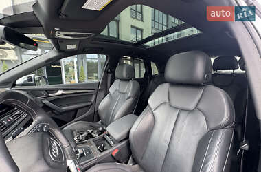 Внедорожник / Кроссовер Audi SQ5 2018 в 