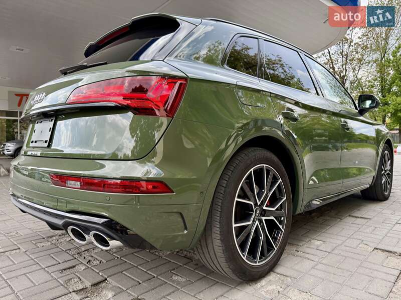 Внедорожник / Кроссовер Audi SQ5 2021 в Днепре