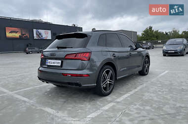 Внедорожник / Кроссовер Audi SQ5 2018 в 