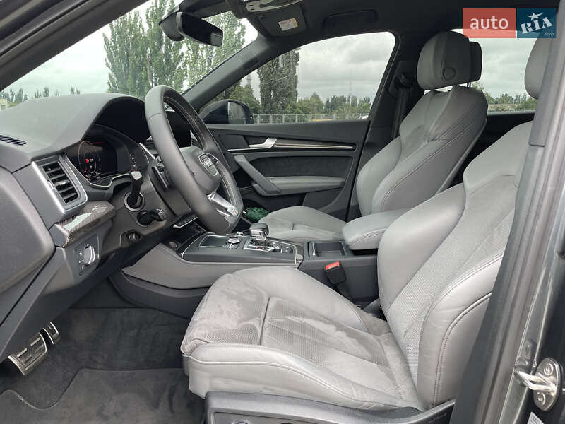 Позашляховик / Кросовер Audi SQ5 2018 в Києві