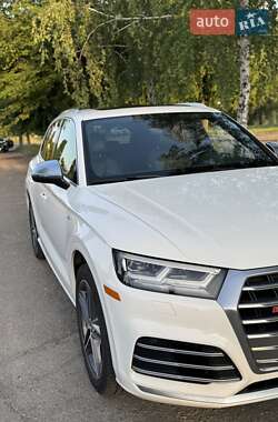 Внедорожник / Кроссовер Audi SQ5 2018 в 