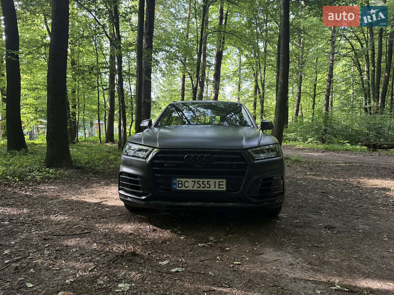 Внедорожник / Кроссовер Audi SQ5 2017 в Львове