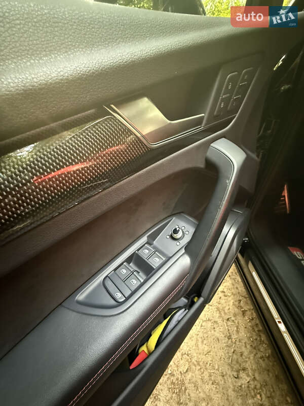 Внедорожник / Кроссовер Audi SQ5 2017 в Львове