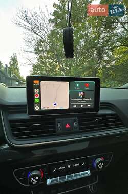 Внедорожник / Кроссовер Audi SQ5 2017 в 