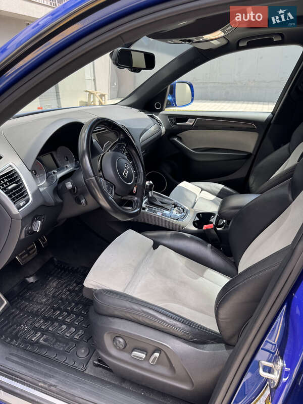 Внедорожник / Кроссовер Audi SQ5 2016 в Львове