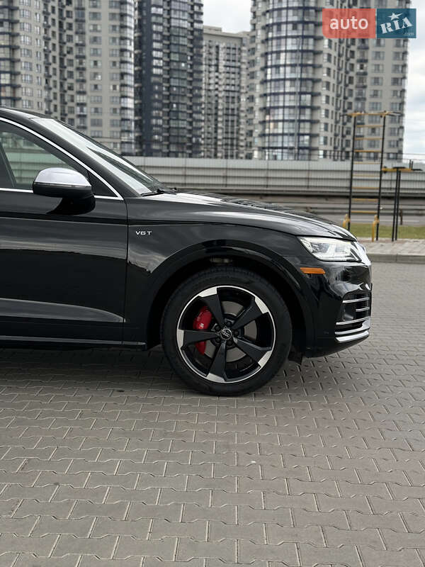 Позашляховик / Кросовер Audi SQ5 2018 в Києві