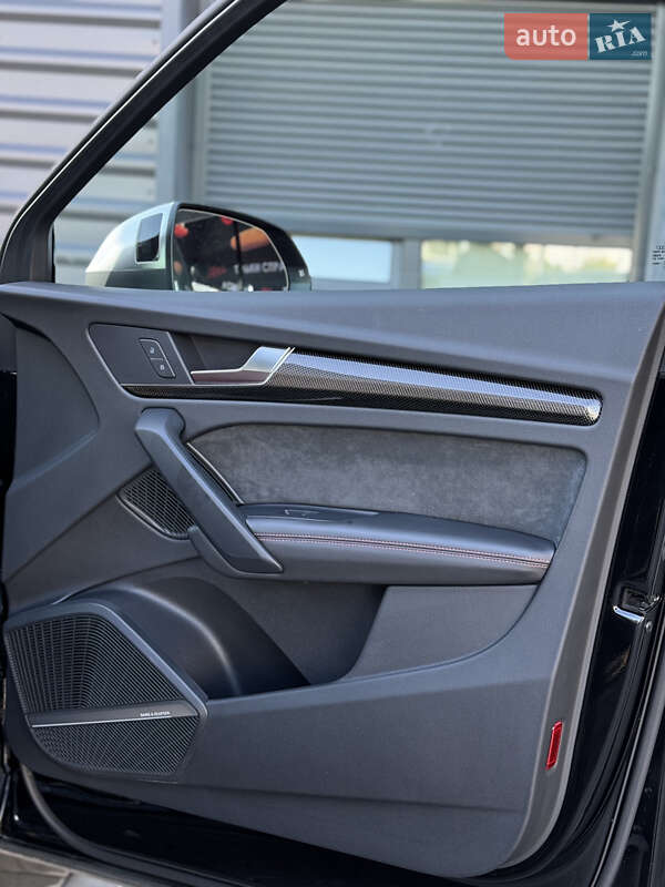 Позашляховик / Кросовер Audi SQ5 2018 в Києві