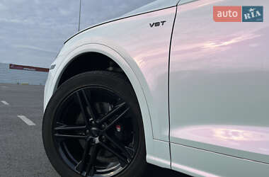 Внедорожник / Кроссовер Audi SQ5 2018 в 