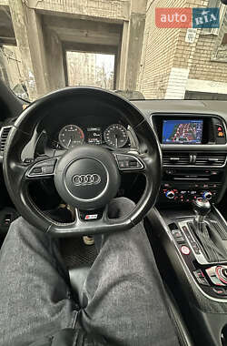 Внедорожник / Кроссовер Audi SQ5 2015 в 