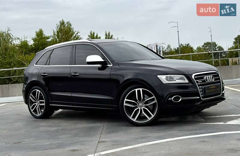 Audi SQ5 2015